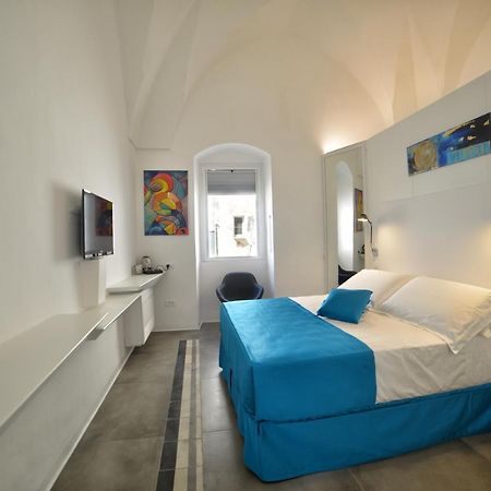 Sunshine Luxury Rooms 오스투니 외부 사진