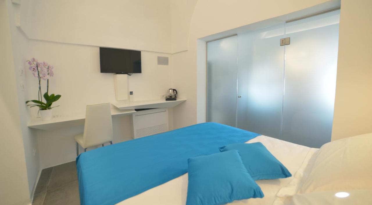 Sunshine Luxury Rooms 오스투니 외부 사진